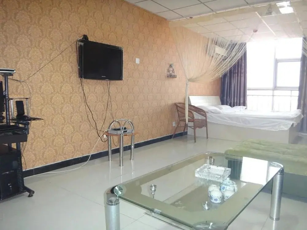 Shijiazhuang Love Nest Theme Apartment Hotel