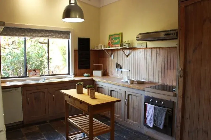 Bickley Valley Cottage