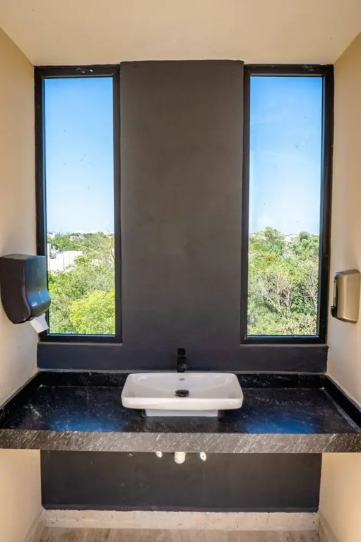 Studio Apt, Great Location, Amazing Rooftop Pool