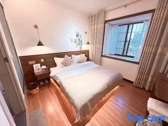Qingfeng Xiaozhu