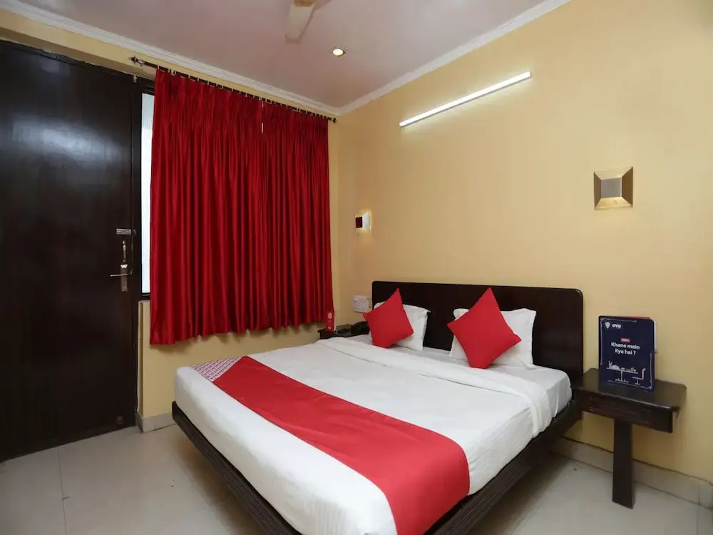 OYO 12887 Hotel A-1