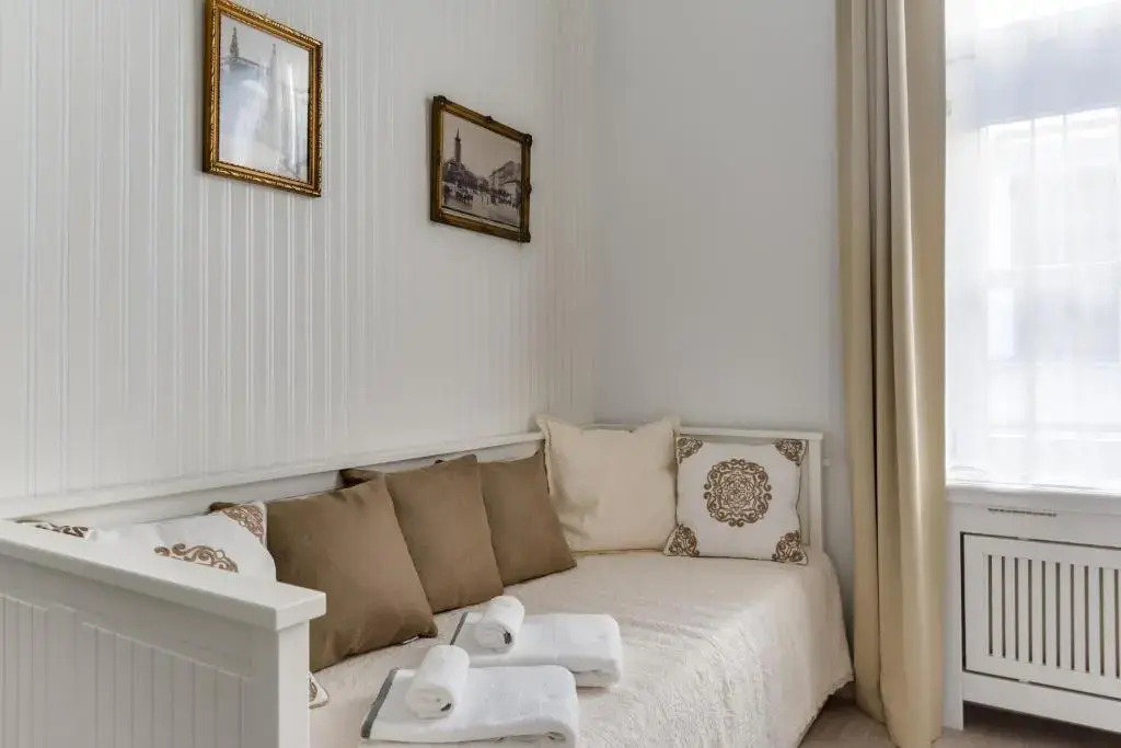 Chestnut & Eliza Suites - Superior Homes Downtown