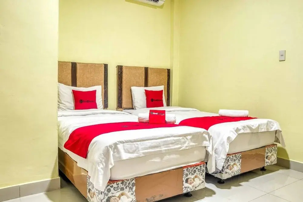 RedDoorz @ Jalan Kapten Muslim Medan