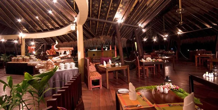 J Resort Alidhoo