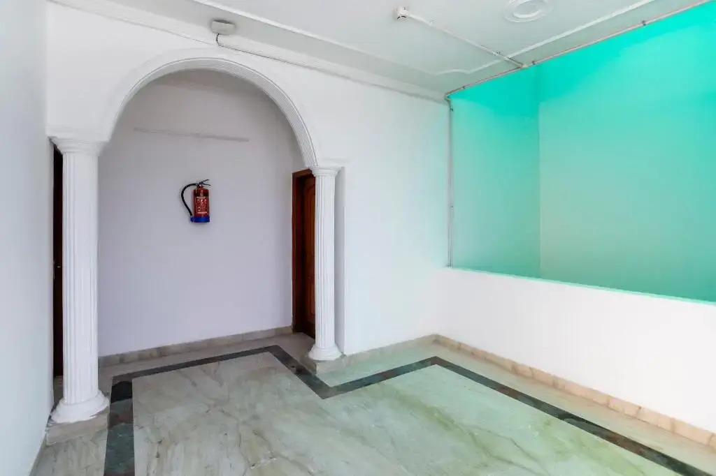 Hotel Green View by OYO Rooms