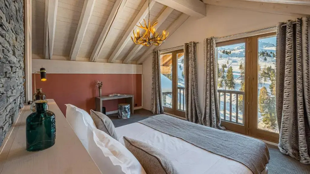 Carte Blanche Collection Chalet Hugo