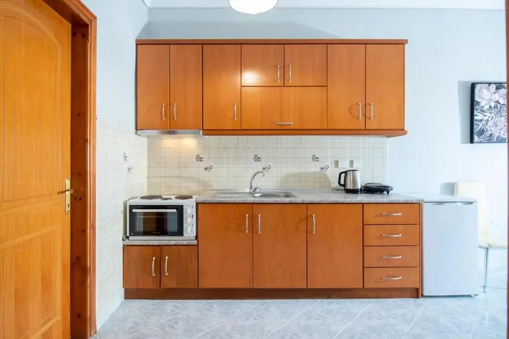 family house nikos 2