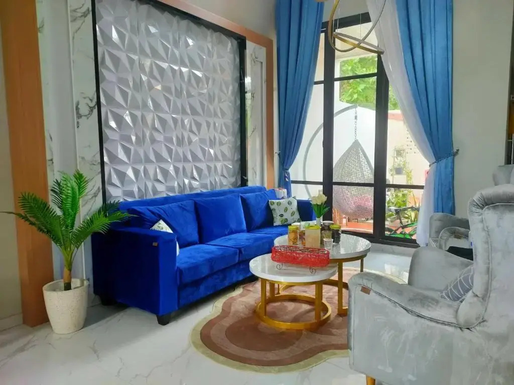Express O 91277 Atiq Homestay Syariah