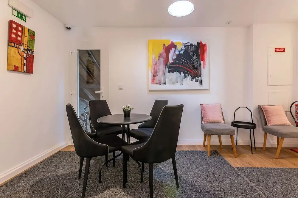 Bairro Alto Palace Special for Groups up to 24 guests