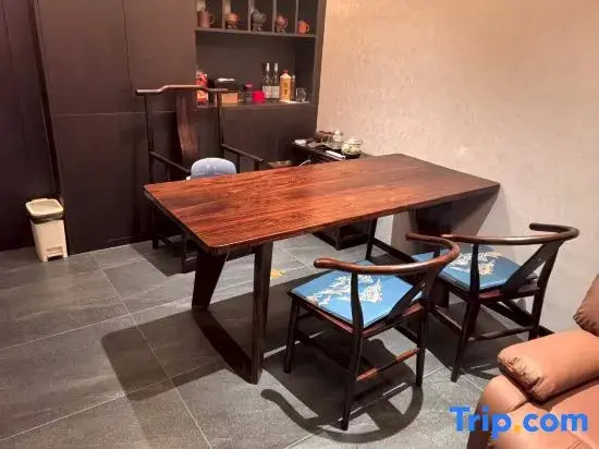 Orange Hotel (Tengzhou Government wuyueplaza )