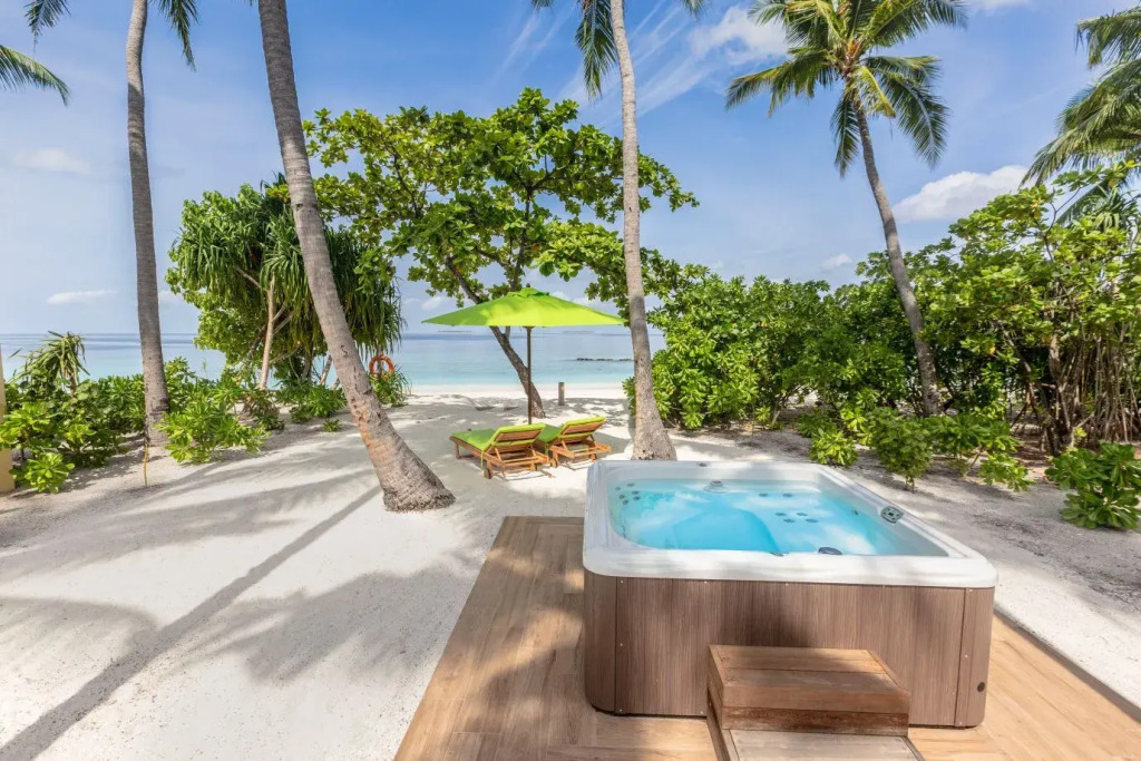 Emerald Maldives Resort & Spa