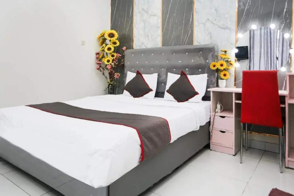 Hotel O Bogor Kota Near Istana Bogor Formerly Ciomas Residence