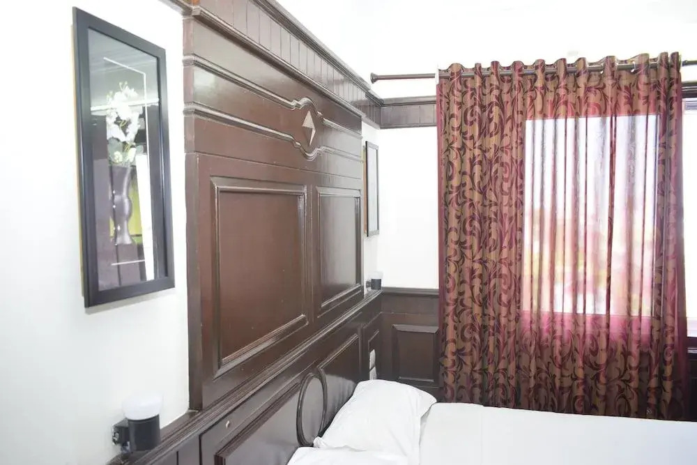 Sainathan Residency