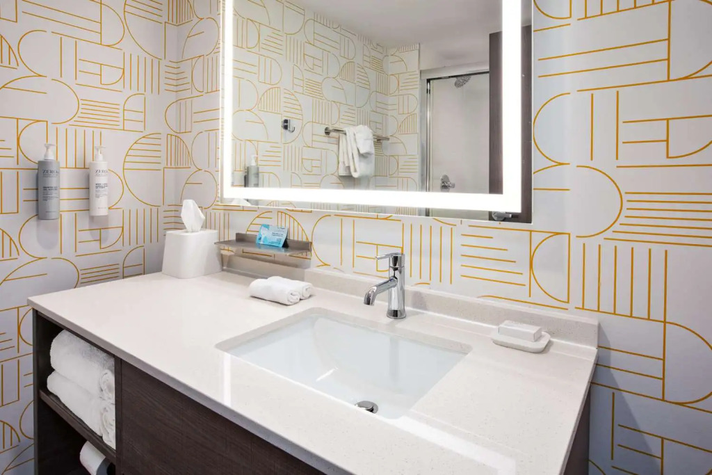Home2 Suites By Hilton Grand Rapids Northeast