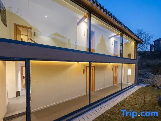 Tingtai Homestay (Titian Scenic Area)