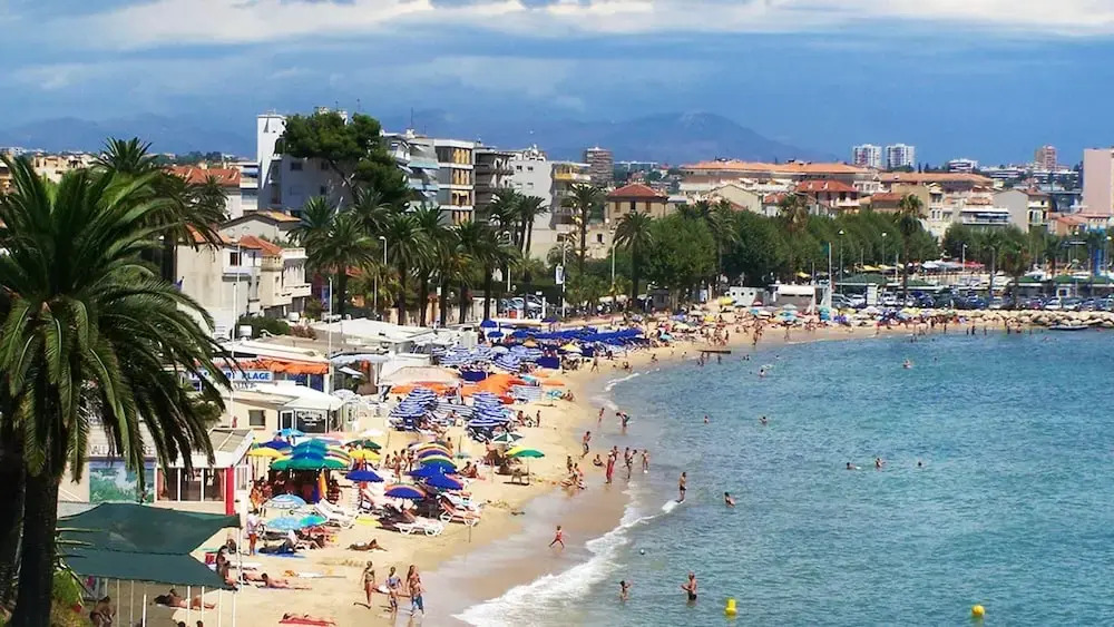 Apartment with One Bedroom in Golfe-Juan, with Wonderful Mountain View, Furnished Terrace And Wifi - 150 M From the Beach