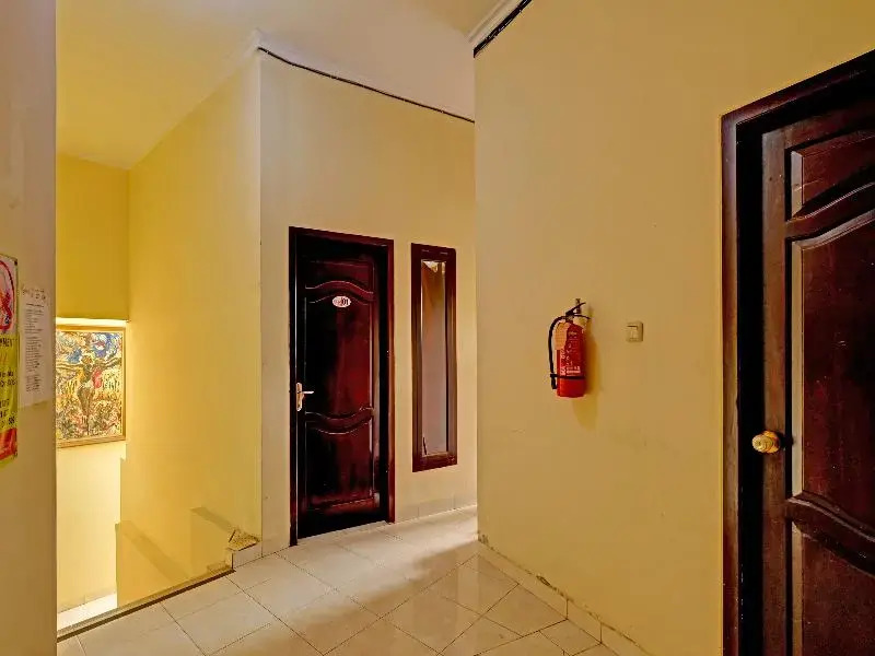 Oyo 91522 Candi Gebang Guesthouse