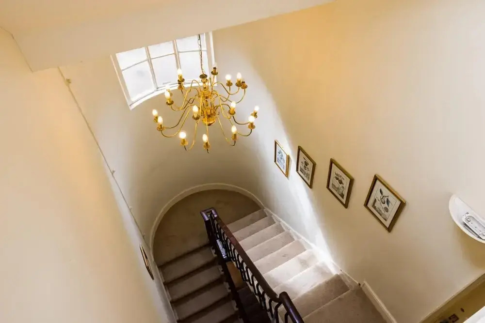 The Admirals Mansion - Central Bath