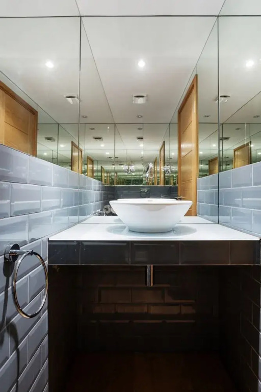 Chelsea Art Apartment