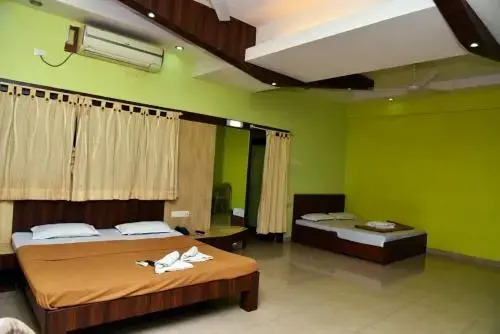 Whistling Palms Beach Resort