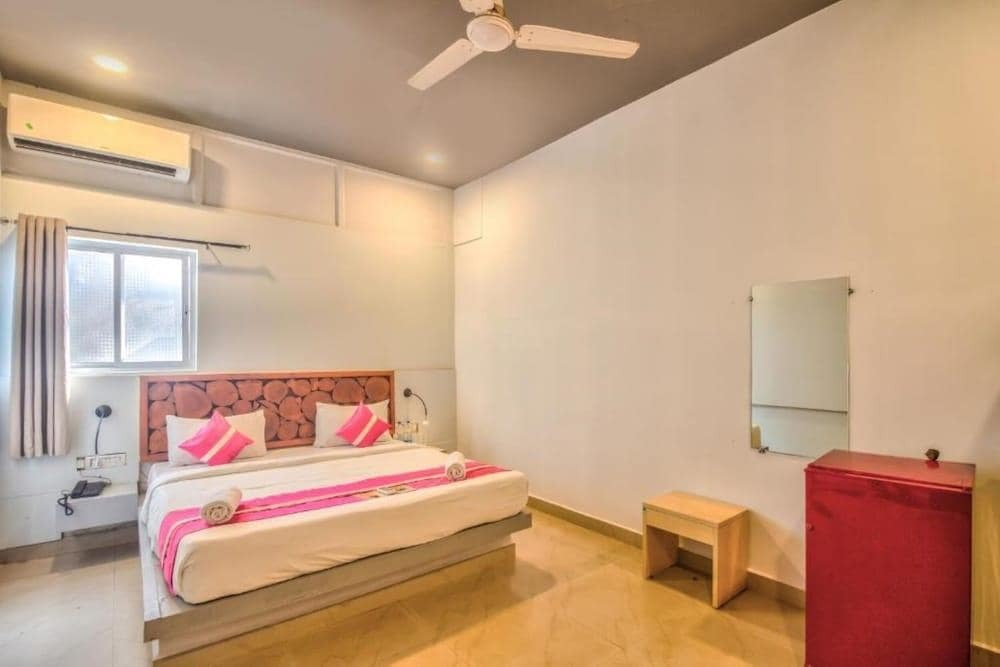 OYO 10237 Hotel Coco Heritage