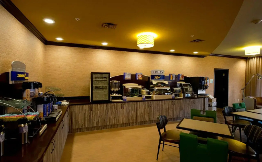 Holiday Inn Express & Suites Perry-National Fairground Area by IHG