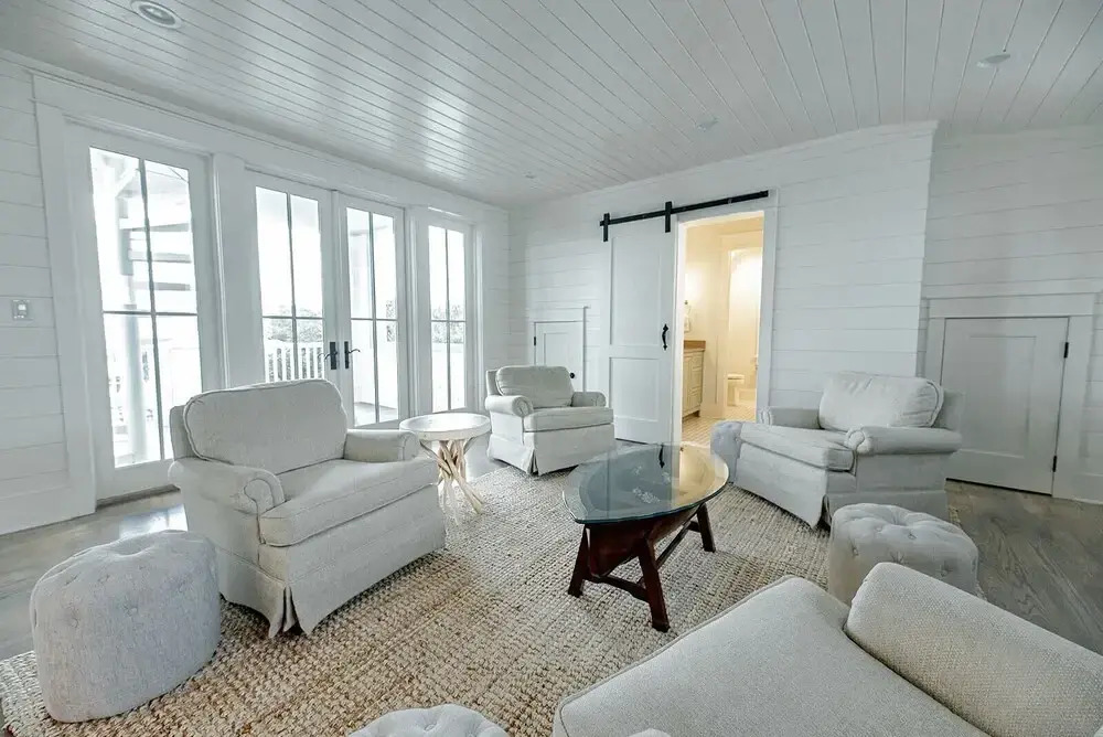 Azalea Abbey by Avantstay 350ft to Beach! w/ Pool, Outdoor Kitchen & Amazing Views
