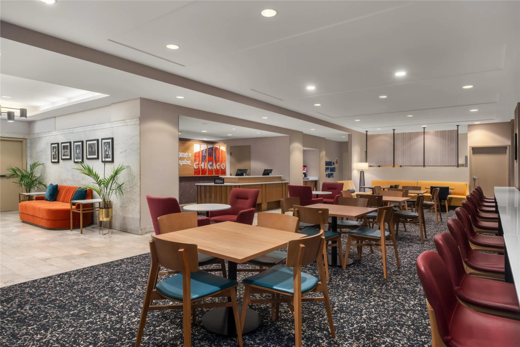 Hampton Inn Majestic Chicago Theatre District