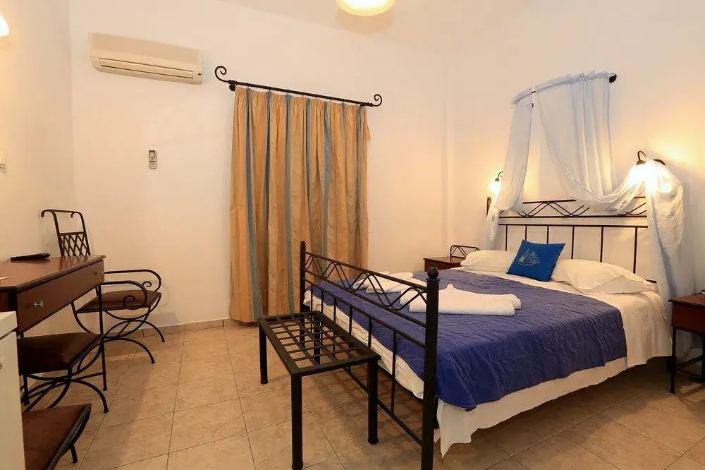 Benaki Hotel