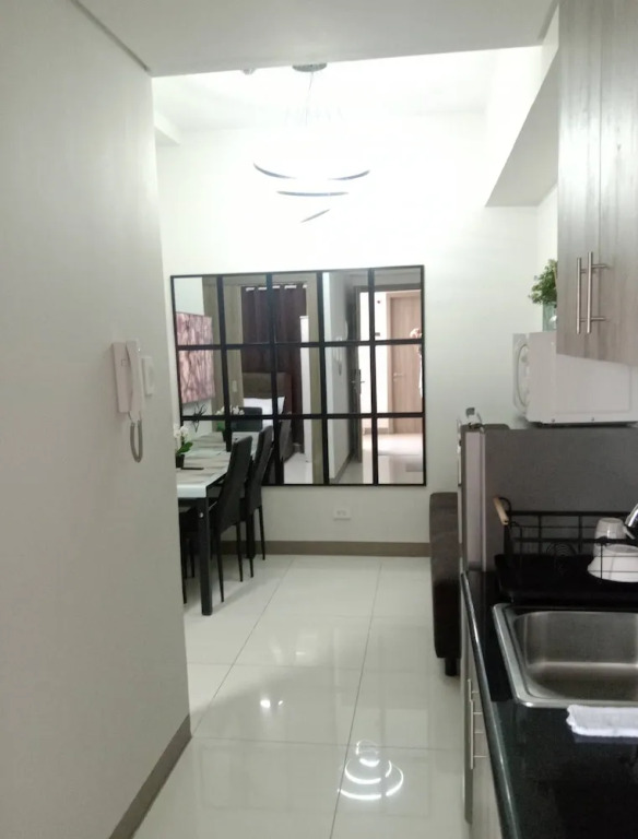 Cozy Luxurious Place Near MOA Picc CCP Free Wi-fi