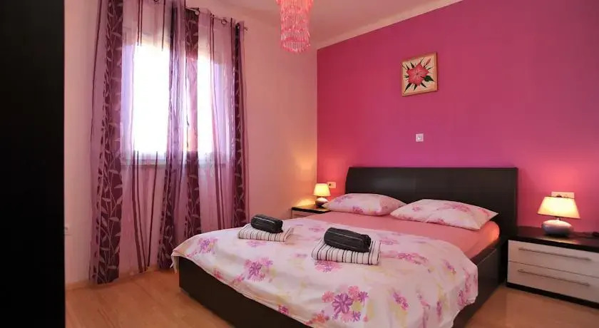 Apartment Adrian