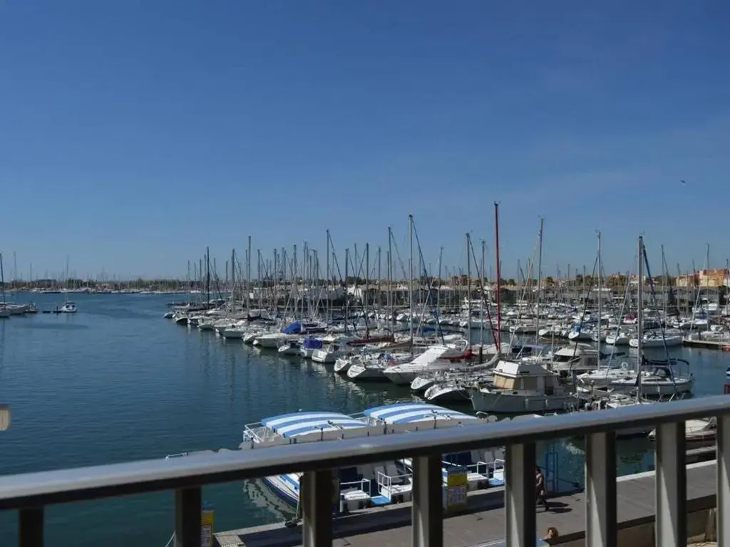 Appartement Cap d'Agde, 2 pièces, 6 personnes - FR-1-249-190