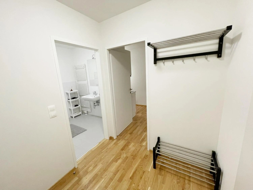 MUZETA11 - Modern Town Apartment with Balcony