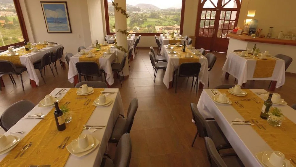 Hotel Puente Piedra