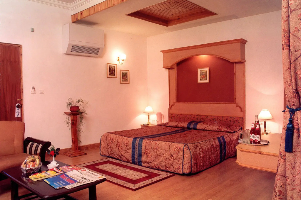 Manali Heights