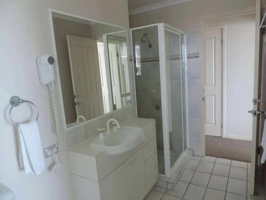 Emerald Sands Holiday Apartments