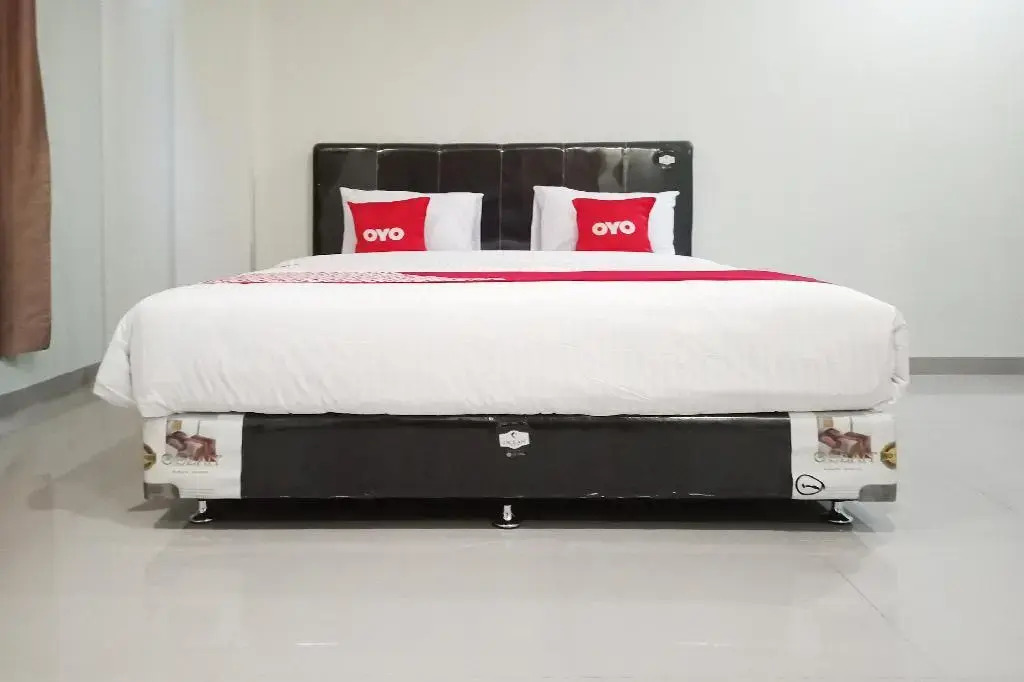 OYO 2382 Wisata Hotel