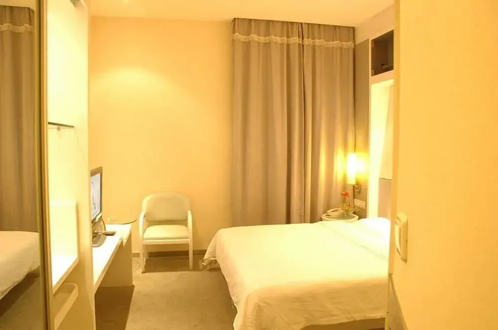Best Century Hotel