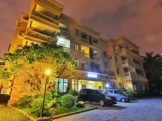 Sanya Coconut Homestay