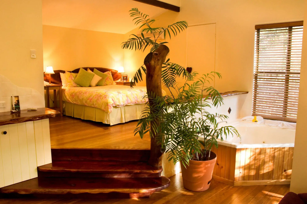 Hunchy Hideaway