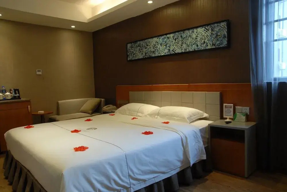 Insail Hotels (Gongbei Port Zhuhai)