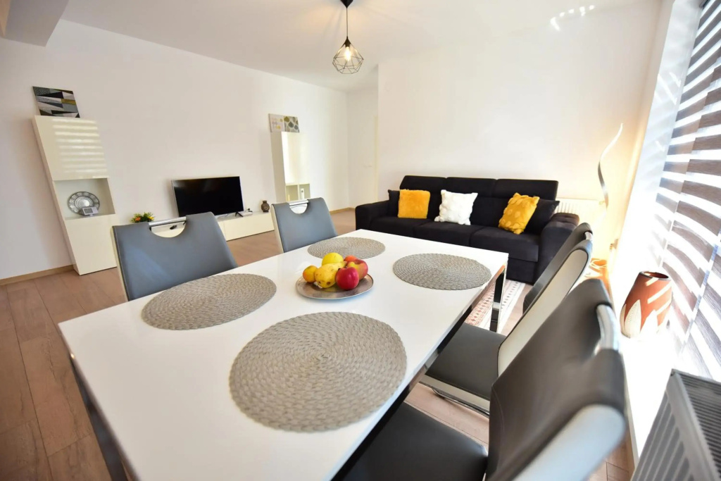 FLH - LULU Apartment