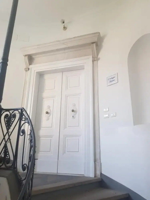 Caluga House