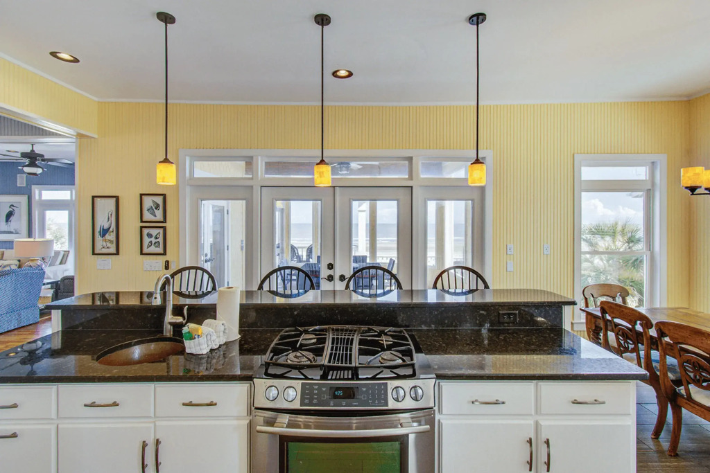 508 Ocean by Avantstay Waterfront, Pool, Beach