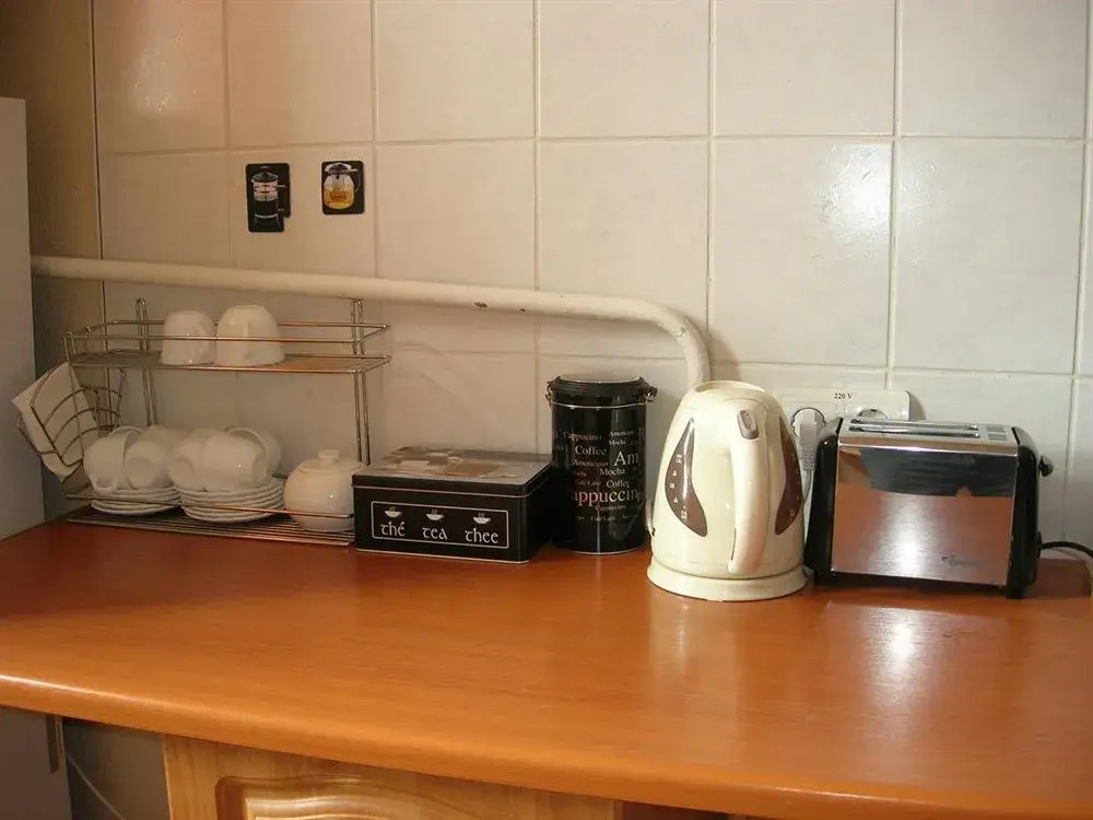 Elizabeths Youth Hostel
