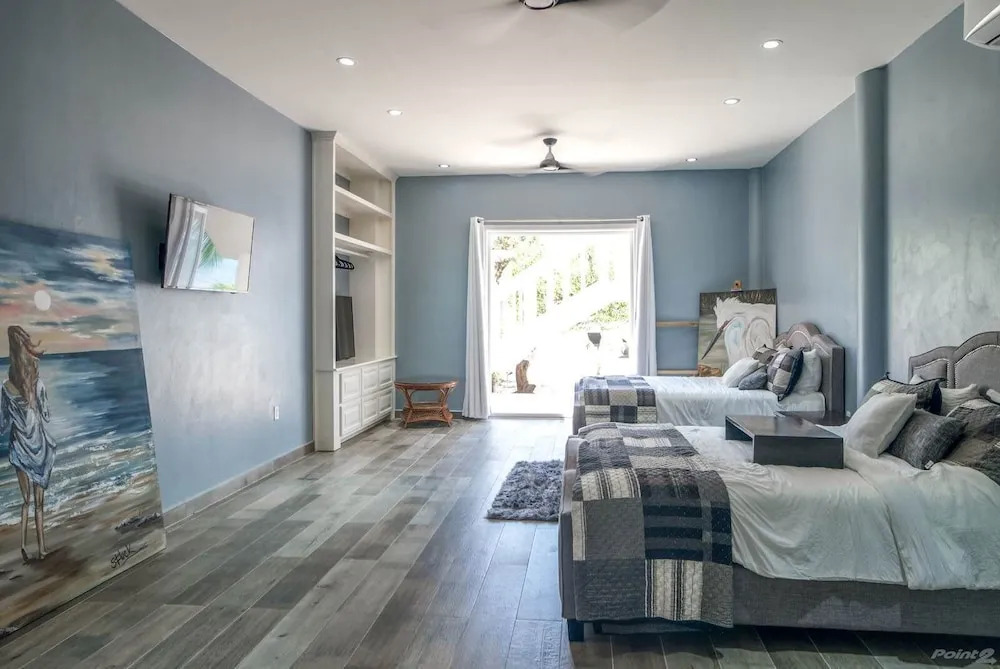 Kairos - Luxury Oceanfront Villa w 2 Pools Beach Pier