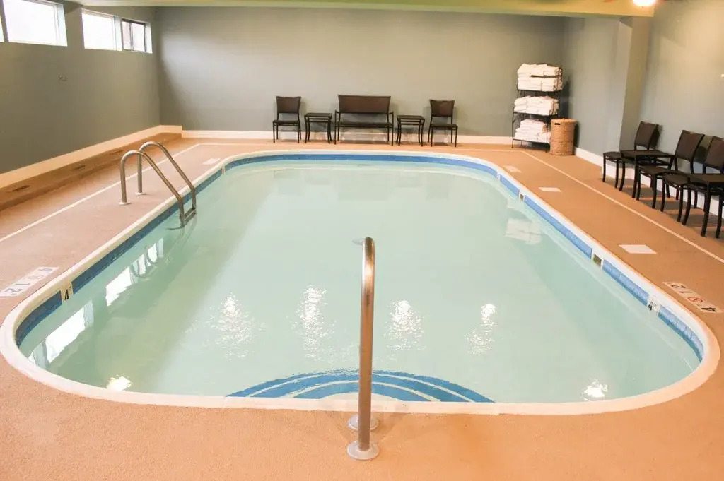 Holiday Inn Express Osage Beach - Lake of the Ozarks by IHG