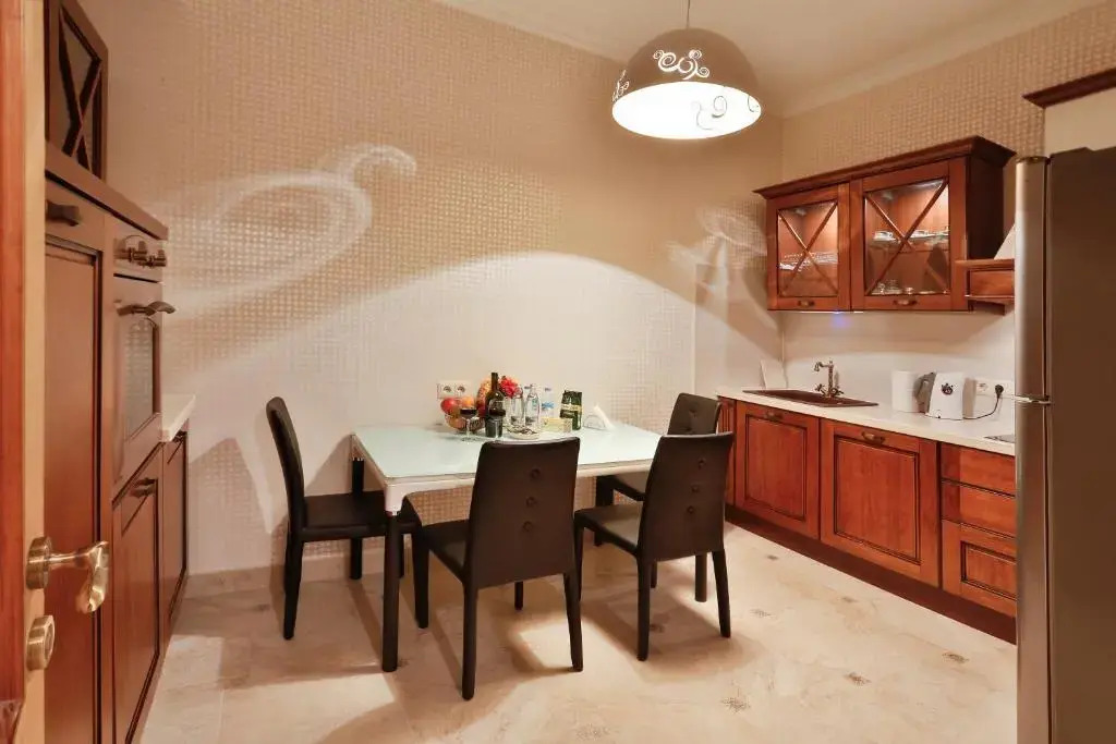 Serviced Apartment on Rustaveli Avenue