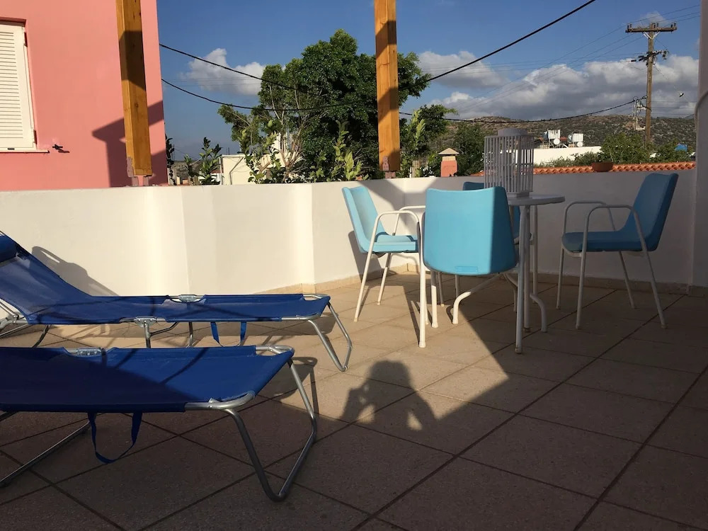 Aphrodite and Apollo Apartments