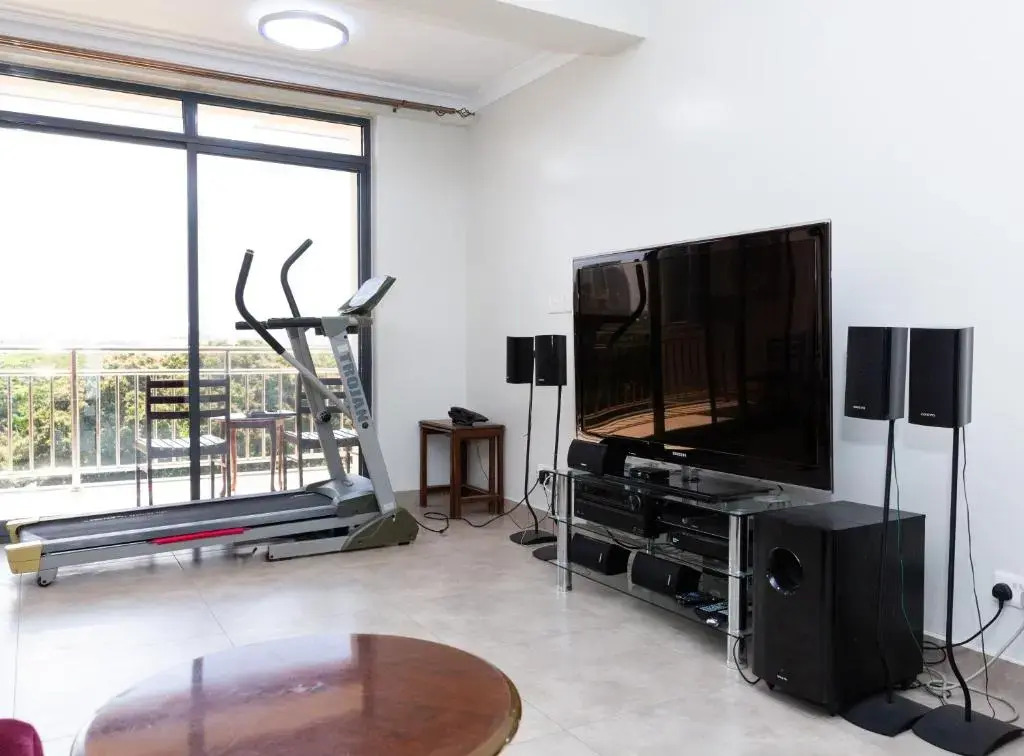 Lovely 3bedroom condo with pool